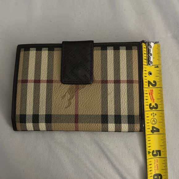 Burberry Wallet - Picture 10 of 10
